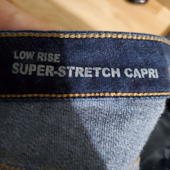 Lane Bryant Jeans Womens Size 16 Blue Super-Stretch Capri Denim - Picture 4 of 12